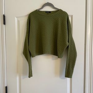 ⭐️3/$15 Sale⭐️ Quilted Green Sweater